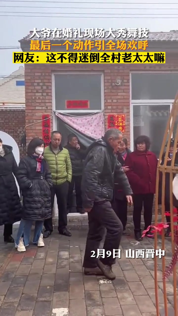 9体育里昂训练开放日,窗口期调整名单引欢呼,足总杯在即,身体对抗强度拉满(极限虐俘训练日记)